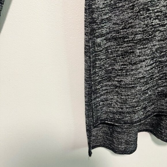 Wilfred Free Heathered Black Long Sleeve V-Neck Top - Size S - Picture 9 of 11